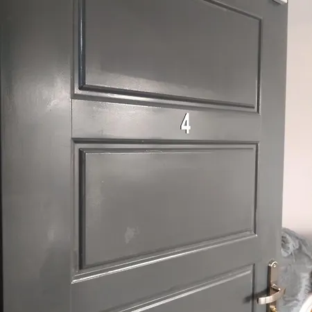 Tanie Nr 4 1-2 Osobowy Z Lazienka Na Korytarzu Apartment *