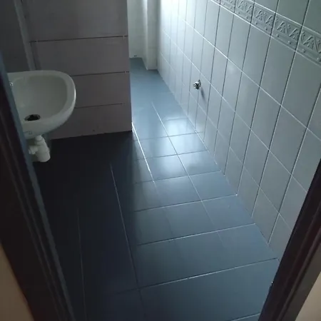 Tanie Nr 4 1-2 Osobowy Z Lazienka Na Korytarzu Apartment Gdansk